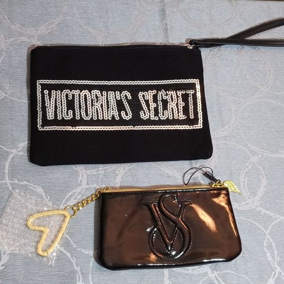 Victoria's Secret - Picture 1 of 9